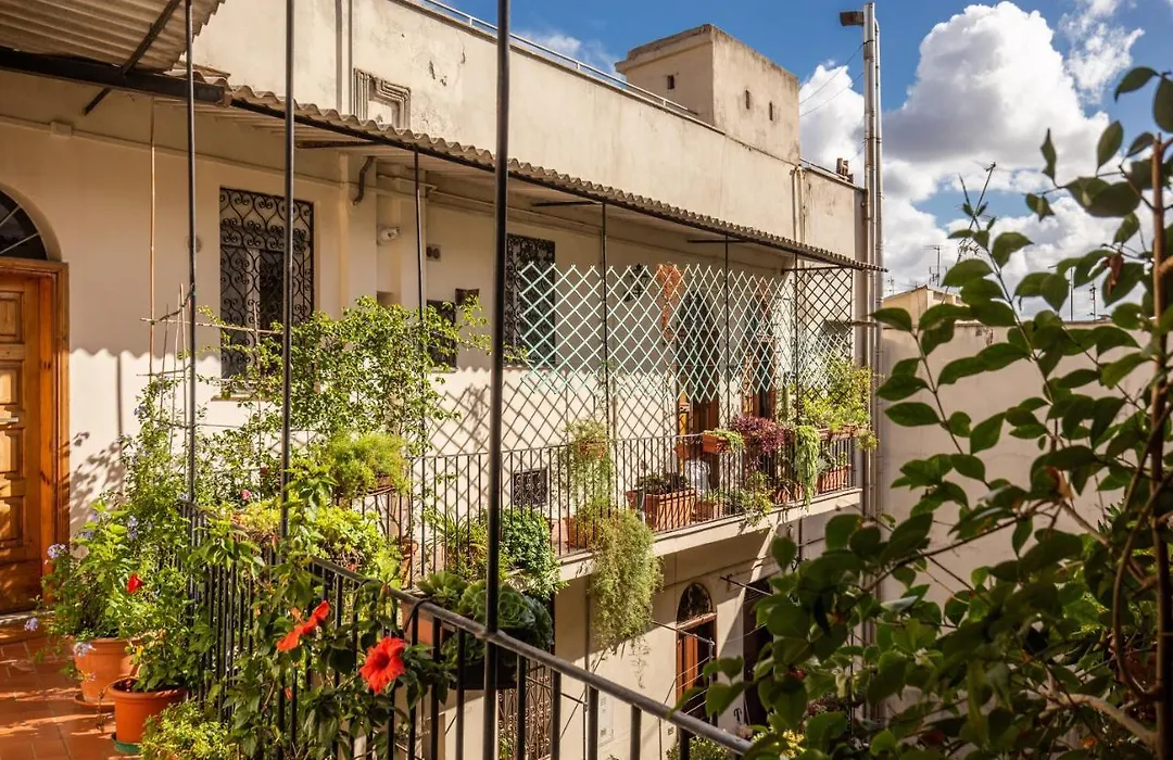 Trastevere - Stylish Good Vibes Apartment-1