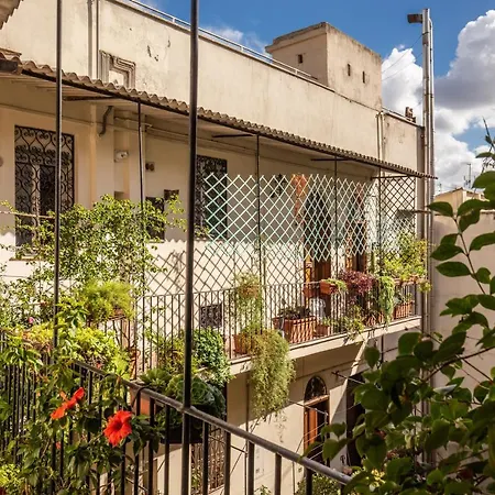 Trastevere - Stylish Good Vibes Apartment-3